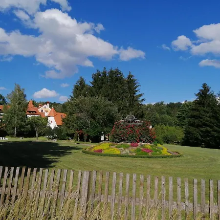 Hotel U Spejcharu *